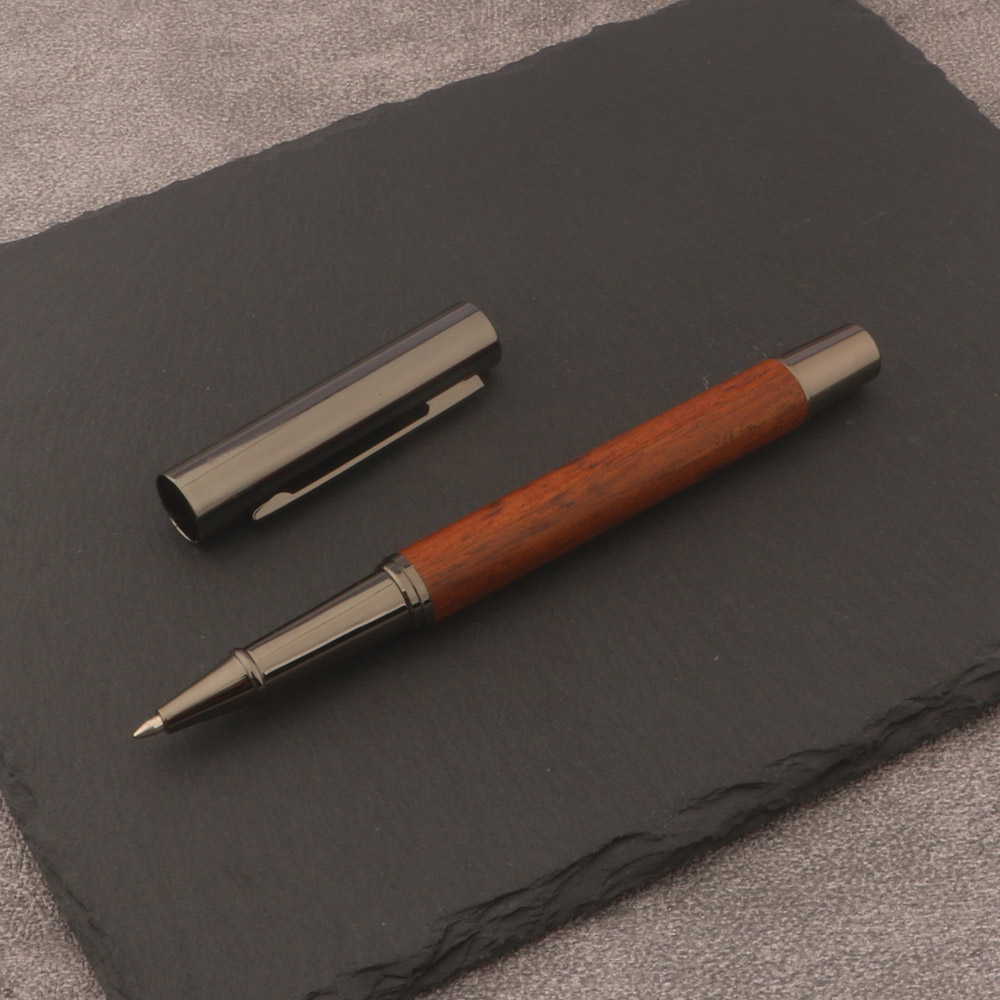 Wysokiej jakości drewniany dłu – High Tech Office Accessories recenzja i cena