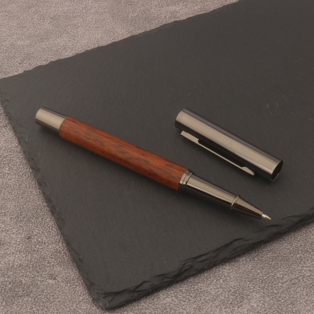 Wysokiej jakości drewniany dłu – High Tech Office Accessories recenzja i cena